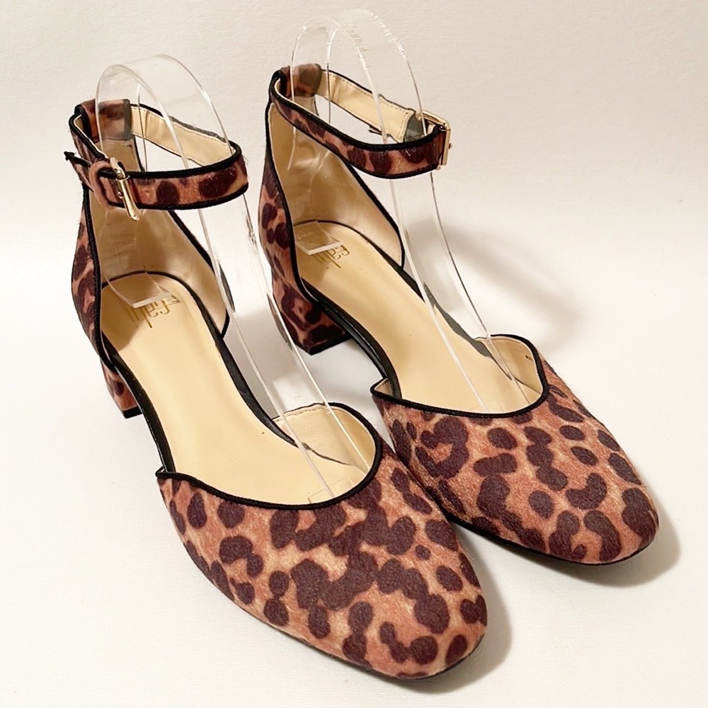 CABI Kiki Leopard Print Ankle Strap Chunky Feminine Heels 8